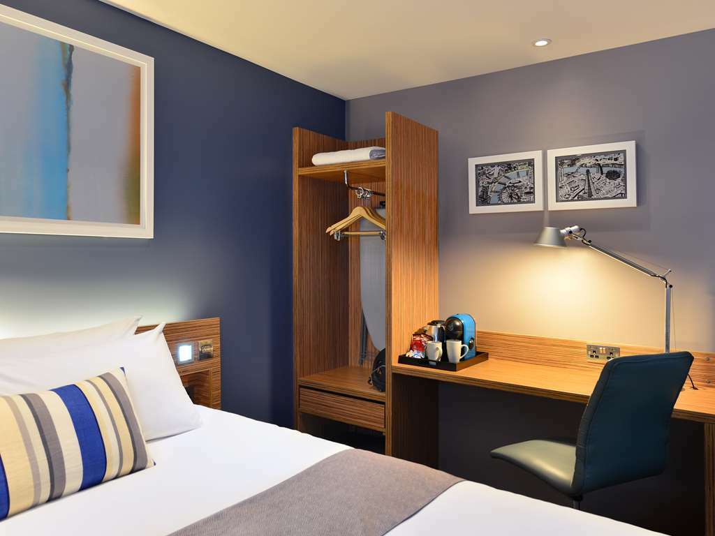 Travelodge London City Airport Quarto foto